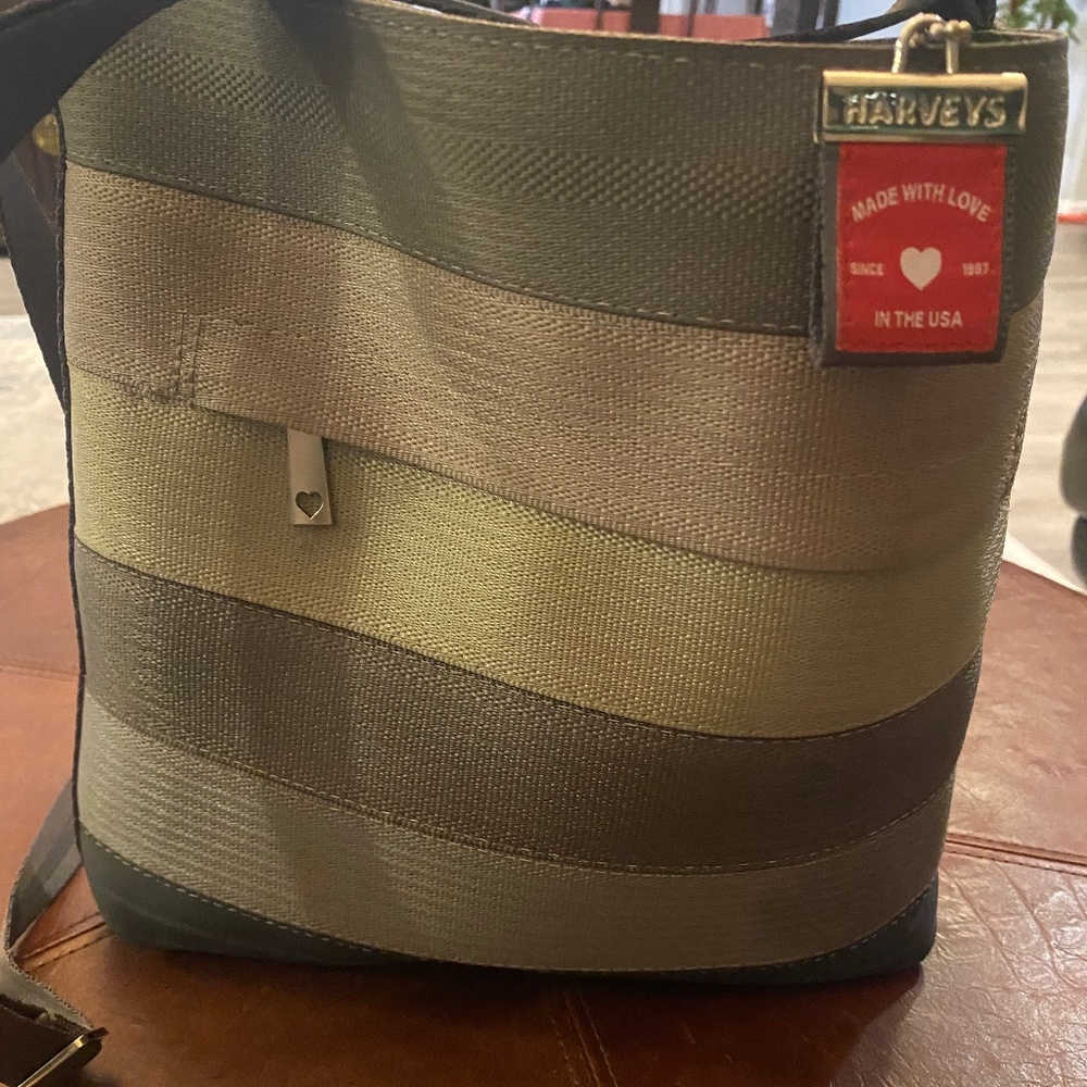 Harvey’s Streamline Treecycle Crossbody